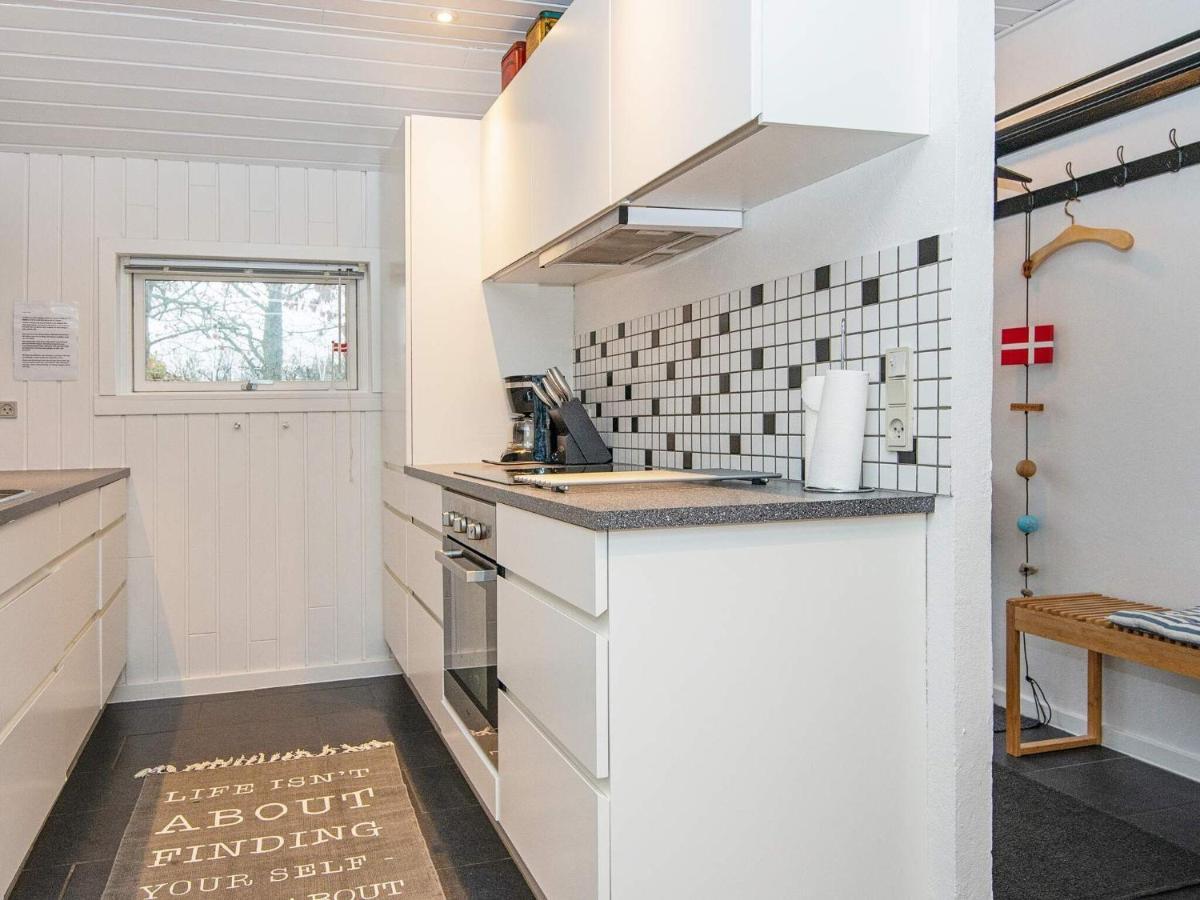Holiday Home Lyngvej IV Fjerbæk Kültér fotó