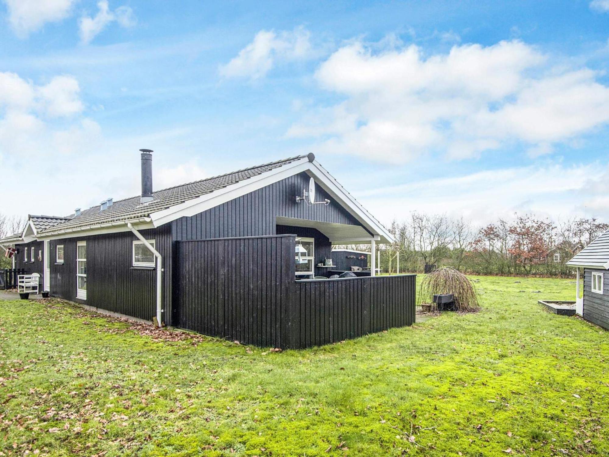 Holiday Home Lyngvej IV Fjerbæk Kültér fotó